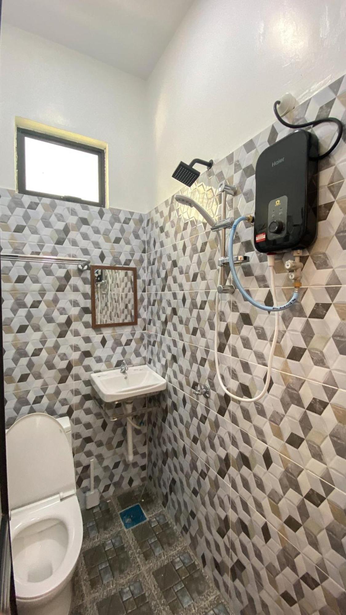 Eleven25 Roomstay Dungun Exteriör bild