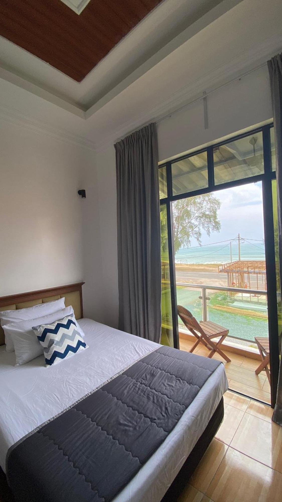 Eleven25 Roomstay Dungun Exteriör bild