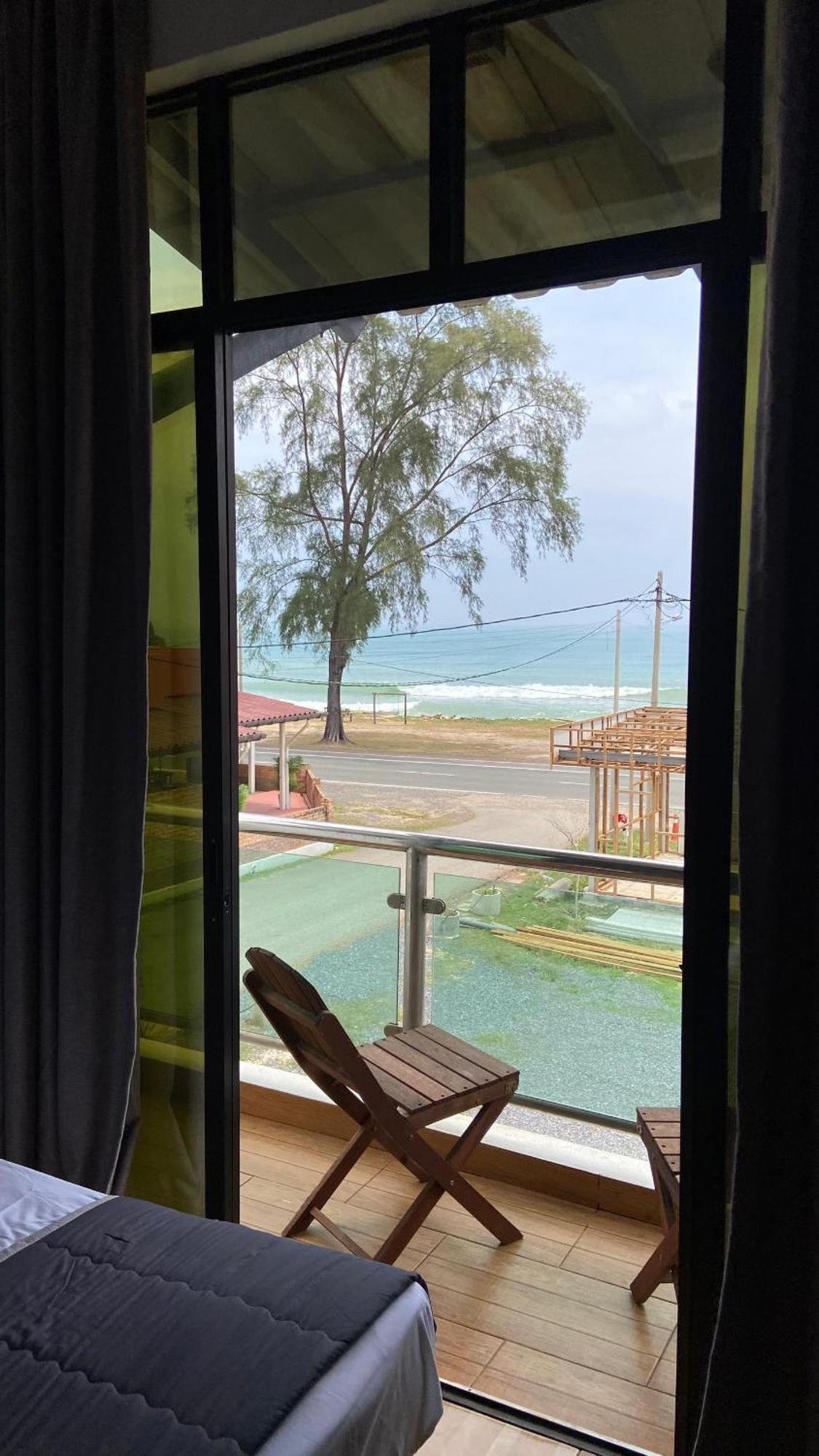 Eleven25 Roomstay Dungun Exteriör bild