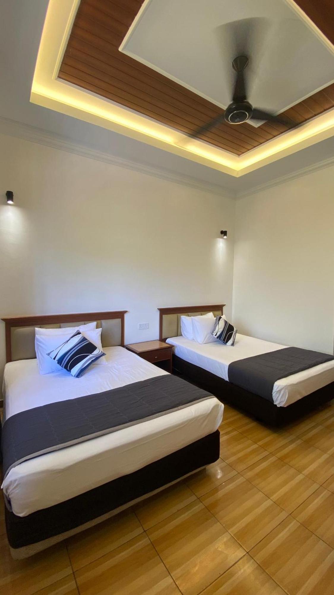 Eleven25 Roomstay Dungun Exteriör bild